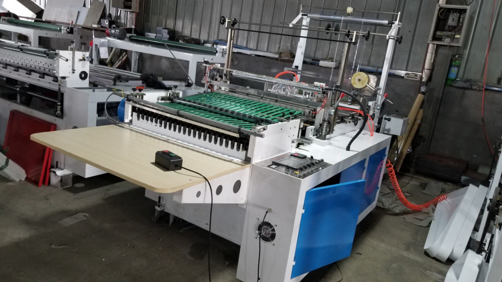 Оборудование ведущего производителя полимерной гибкой упаковки в Санкт-Петербурге - ООО ТПК Политехника